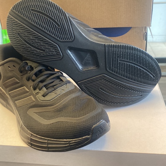 Adidas Duramo 10 Men’s size 9 wide - Picture 4 of 5